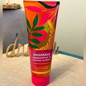 NWT BATH & BODY WORKS Bahamas Passionfruit & Banana Flower Full Size